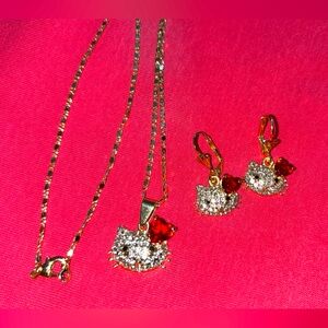 Hello Kitty Lovers GOLD PLATED HELLO KITTY JEWELRY SET Earrings && Necklace set.